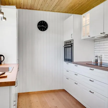 Casa vacanze Ulpu - 500m To The Fjord By Interhome